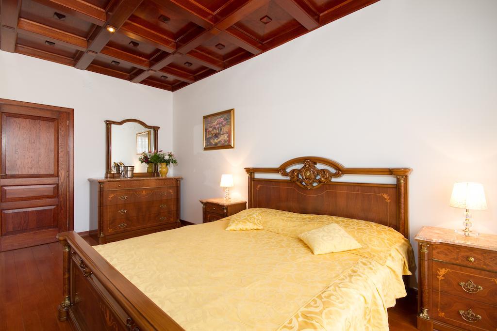 Villa Sveta Eufemija - Bed And Breakfast 罗维尼 客房 照片