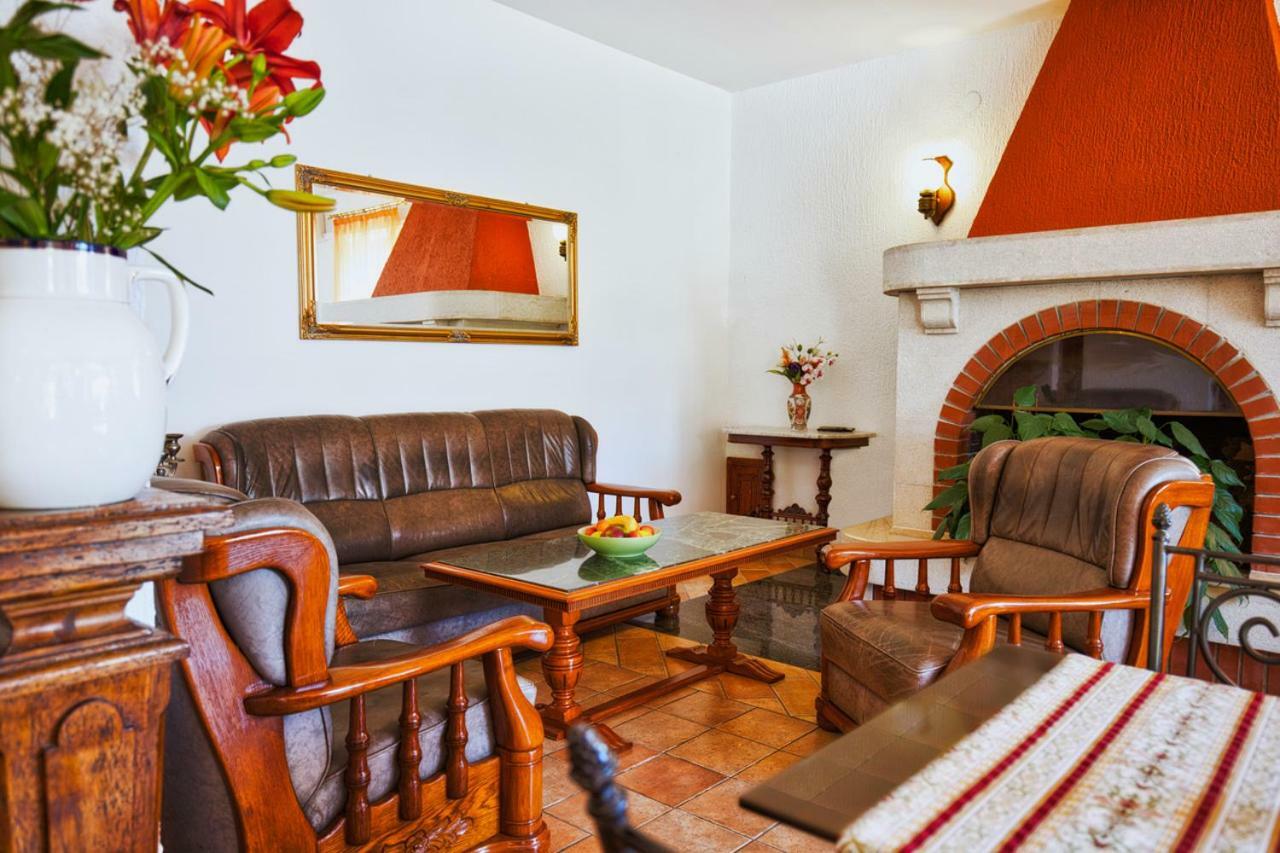 Villa Sveta Eufemija - Bed And Breakfast 罗维尼 外观 照片
