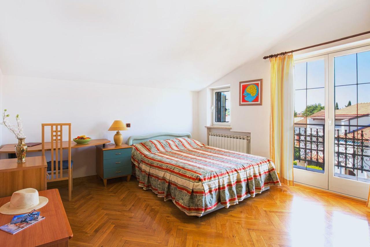 Villa Sveta Eufemija - Bed And Breakfast 罗维尼 外观 照片